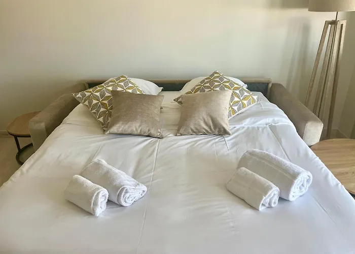 La Douceur De Vivre A Cannes
